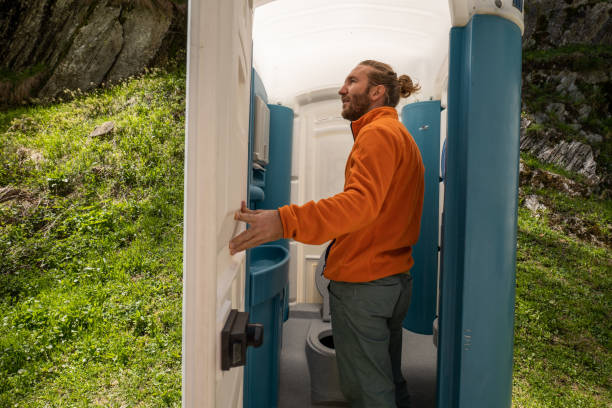 Best Portable restroom trailer rental  in Belzoni, MS